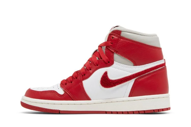 Krossovki-Wmns-Air-Jordan-1-High-OG-Newstalgia-Chenille-2