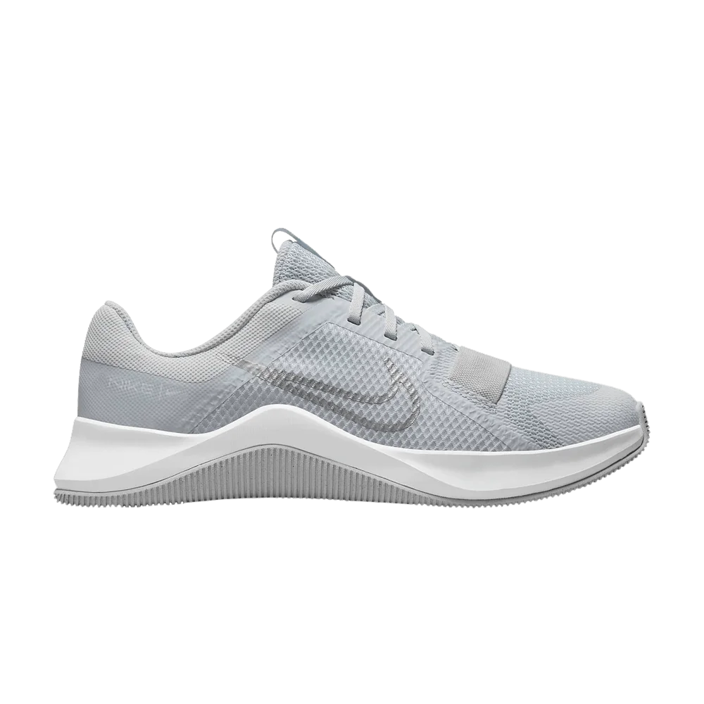 Krossovki-Nike-Wmns-MC-Trainer-2-Pure-Platinum-Metallic-Silver