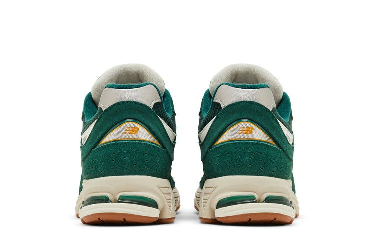 Кроссовки New Balance 2002R 'Green' ASOS Exclusive