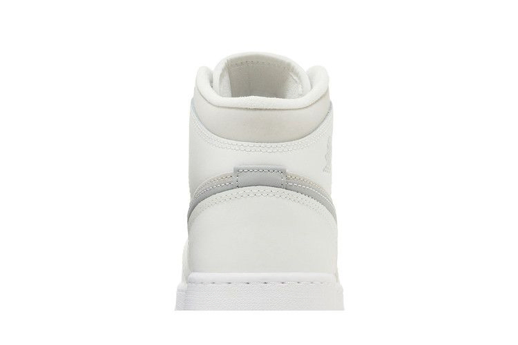air-jordan-1-mid-se-gs-summit-white-metallic-silver-hq3600-121_06