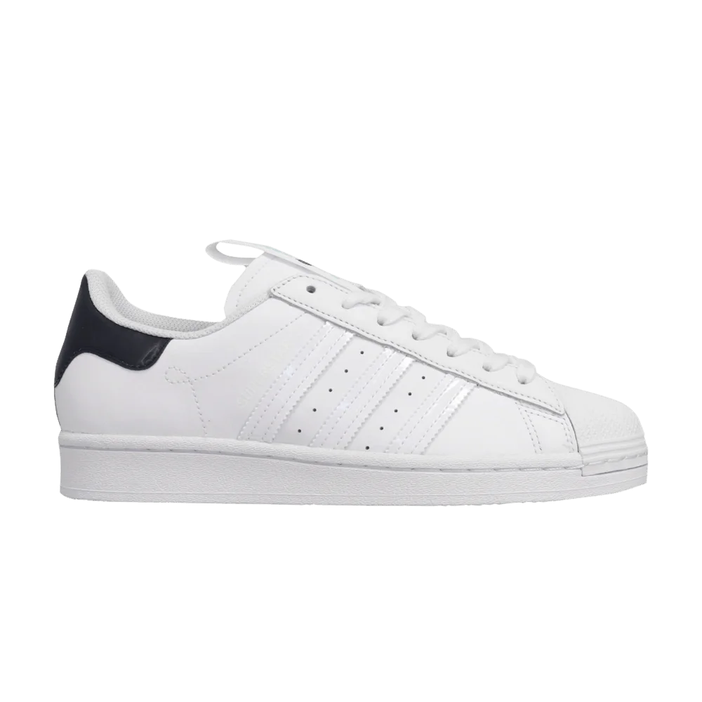 Krossovki-Adidas-Superstar-Footwear-White