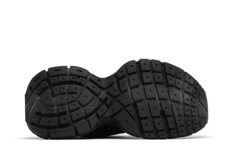 balenciaga-wmns-3xl-sneaker-worn-out-black-734731-w3xl1-1010_03