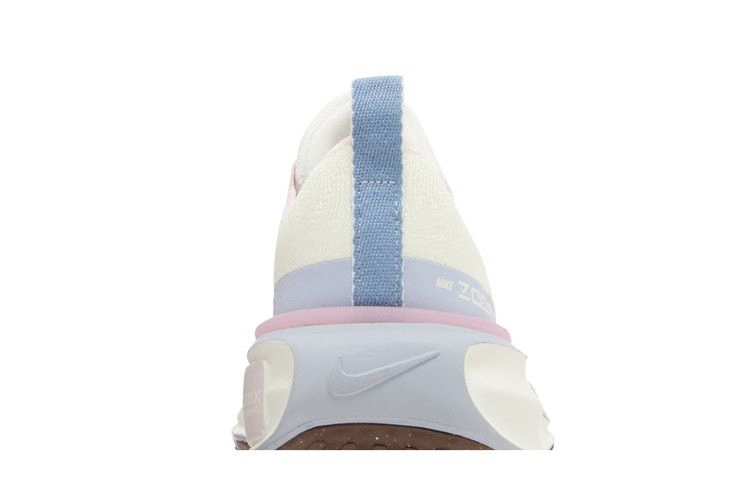 Кроссовки Nike Wmns ZoomX Invincible 3 'Blue Whisper Soft Pink'