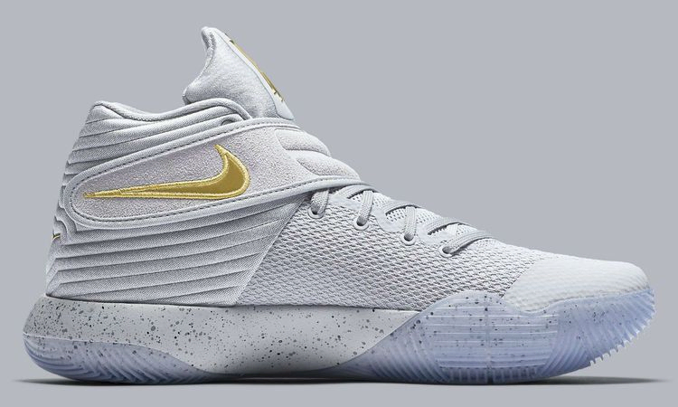kyrie-2-battle-grey-819583-005_01