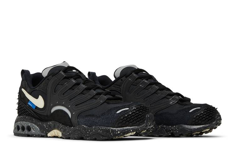 undefeated-x-air-terra-humara-black-fn7546-002_07