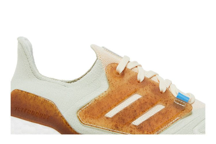 Кроссовки Adidas UltraBoost 22 Made With Nature 'Linen Green'