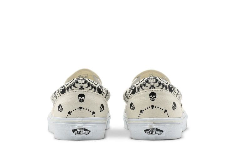 Vans Classic Slip-On 'Bandana - Classic White'