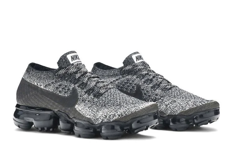 Krossovki-Nike-Wmns-Air-VaporMax-Oreo-7
