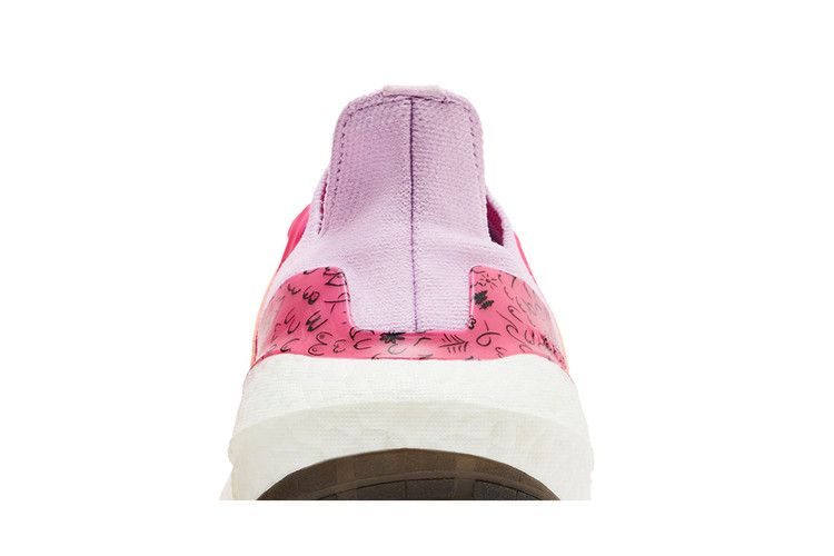 Кроссовки adidas Wmns UltraBoost 22 'Breast Cancer Awareness'