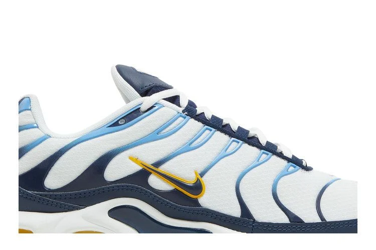 Кроссовки Nike Air Max Plus 'White Navy Gold'