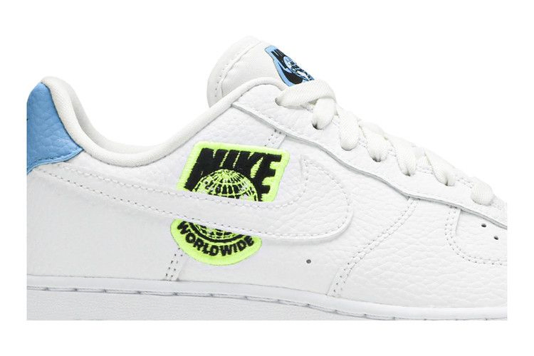 Кроссовки Nike Wmns Air Force 1 '07 SE 'Worldwide Pack - Volt'