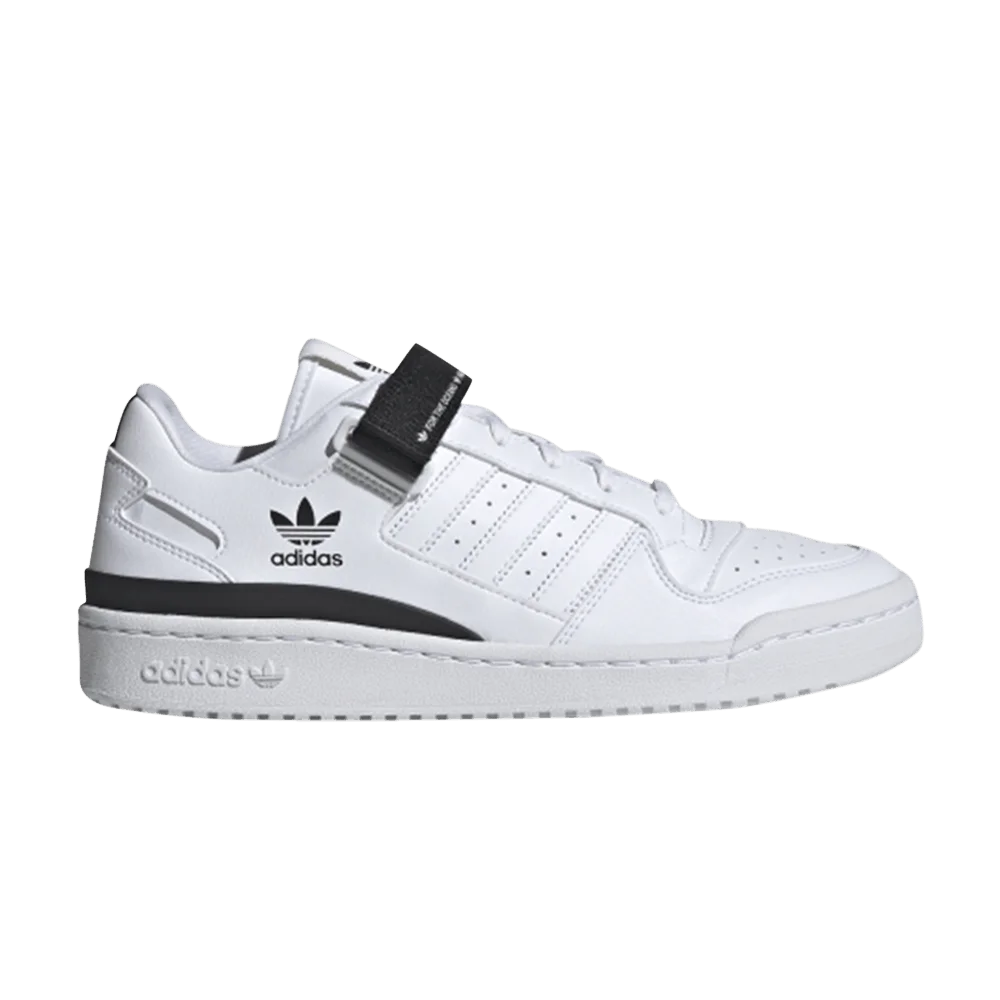 Krossovki-Adidas-Forum-Low-White-Black