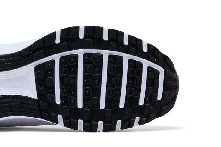 Krossovki-Nike-P-6000-GS-Platinum-Tint-4