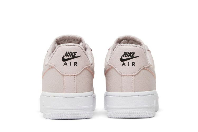 Кроссовки Nike Wmns Air Force 1 '07 Essential 'Platinum Violet'