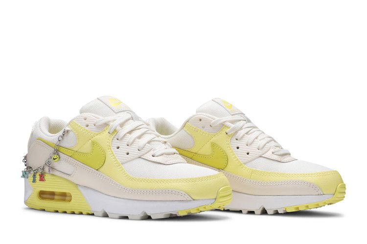 wmns-air-max-90-se-princess-charming-dj5198-100_07