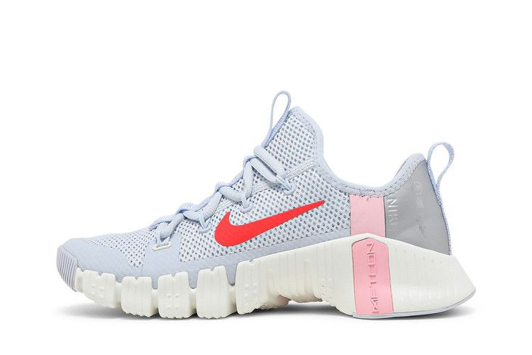 Кроссовки Nike Wmns Free Metcon 3 'Football Grey Bright Crimson'
