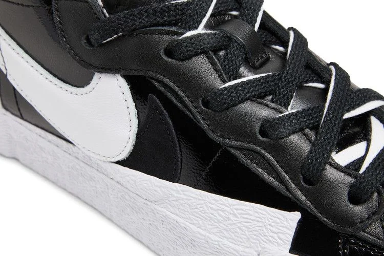Krossovki-sacai-x-Nike-Blazer-Low-Black-Patent-8