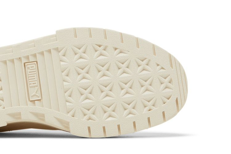 wmns-mayze-infuse-pristine-384974-02_04