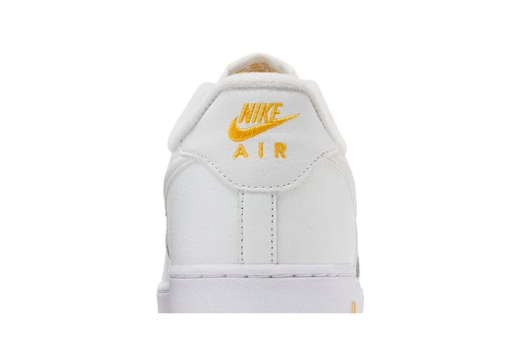 Кроссовки Nike Air Force 1 '07 'White University Gold Gum'