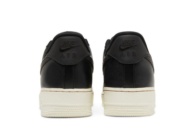 Кроссовки Nike Air Force 1 Premium 'Black Pack'