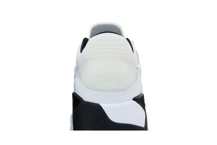 Krossovki-Air-Jordan-Point-Lane-White-Black-Gold-6