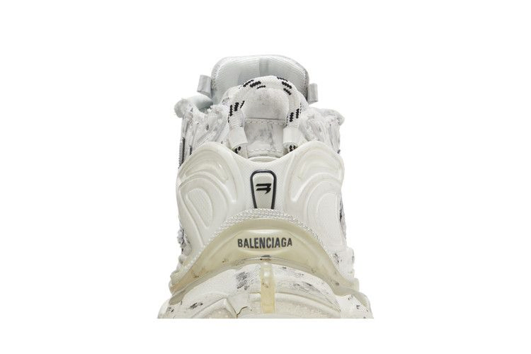 Кроссовки Balenciaga Runner Sneaker 'Graffiti - White Black'