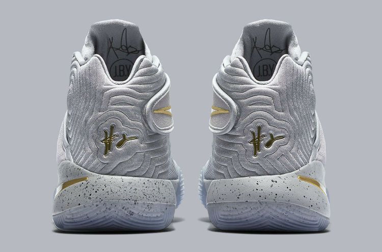 kyrie-2-battle-grey-819583-005_04