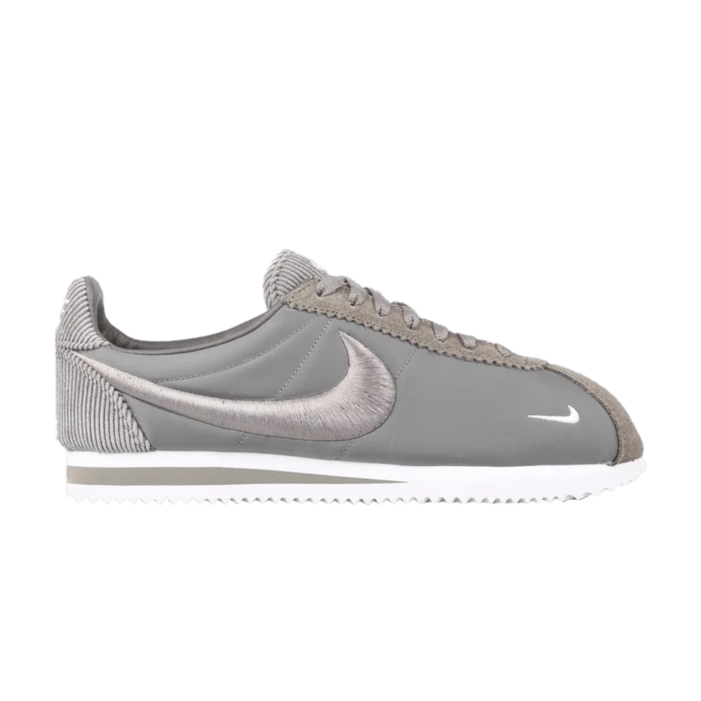 Krossovki-NikeLab-Classic-Cortez-SP