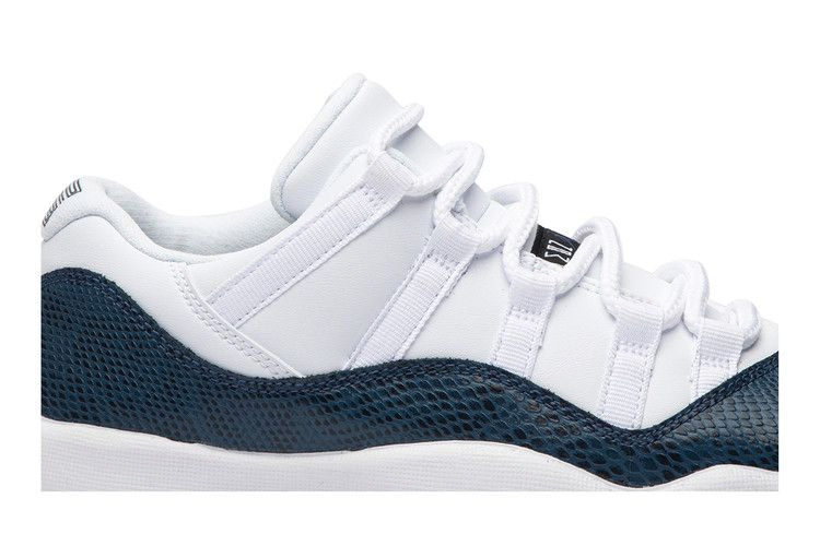 jordan-11-retro-low-gs-snake-navy-2019-cd6847-102_01