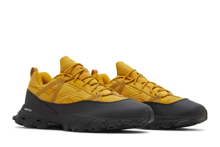 dmx-trail-shadow-bright-ochre-gy1922_07