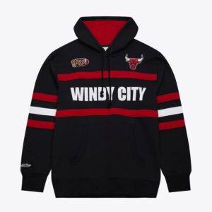 Mitchell-Ness-Black-Chicago-Bulls-Vintage-Logo-Head-Coach-Fleece-Pullover-Hoodie-300x300