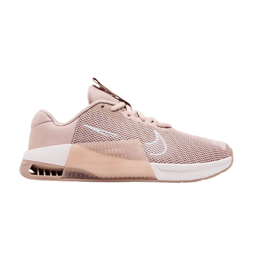 Krossovki-Nike-Wmns-Metcon-9-Pink-Oxford