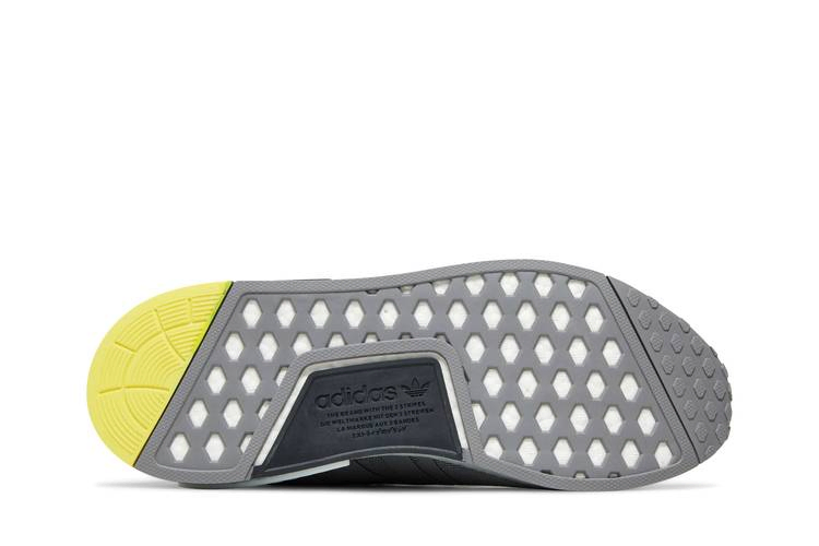 Кроссовки Adidas NMD_R1 'Grey Black'