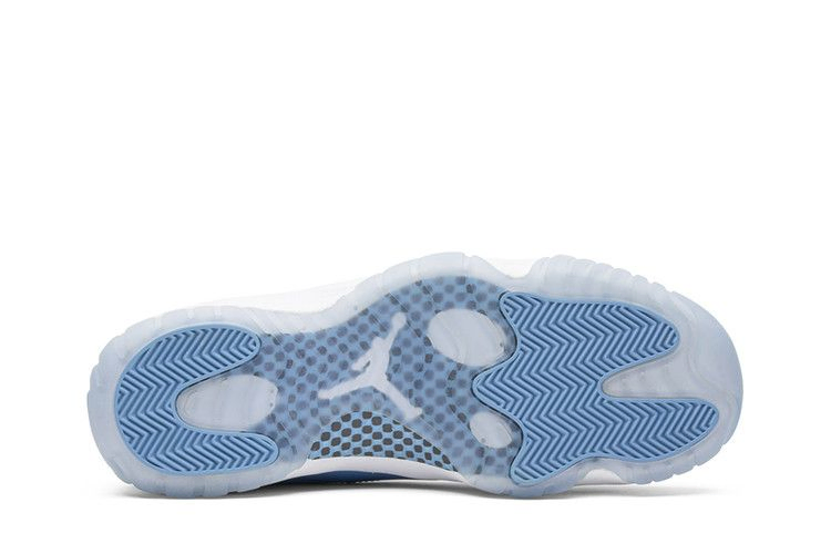 air-jordan-11-retro-low-unc-528895-106_03