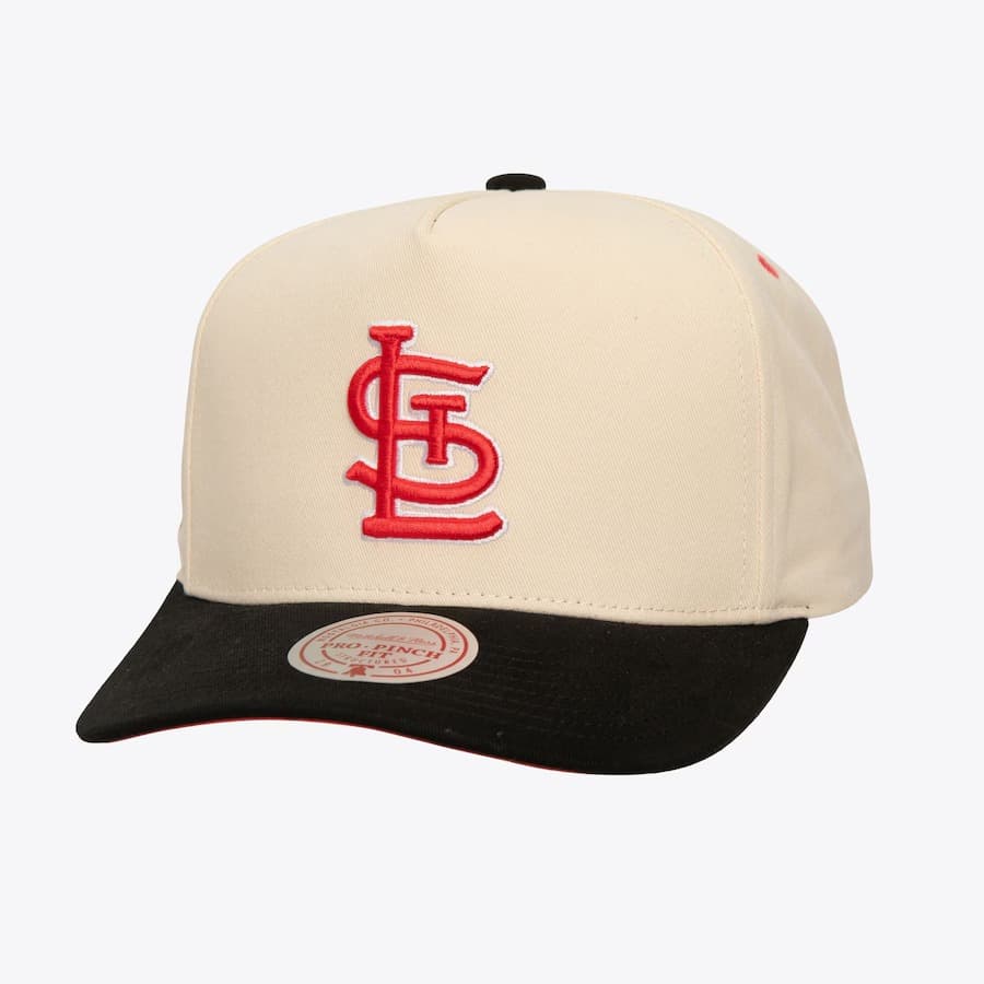 Бейсболка Mitchell & Ness Cream St. Louis Cardinals Overspray Pro Crown Snapback Hat