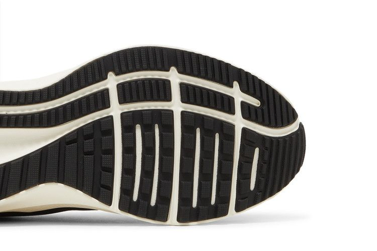 Кроссовки Nike Wmns Quest 4 Premium 'Black Metallic Copper Coin'