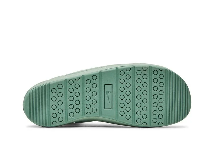 Nike-Offline-Pack-Enamel-Green-3