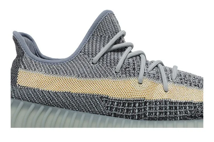 Кроссовки adidas Yeezy Boost 350 V2 'Ash Blue'