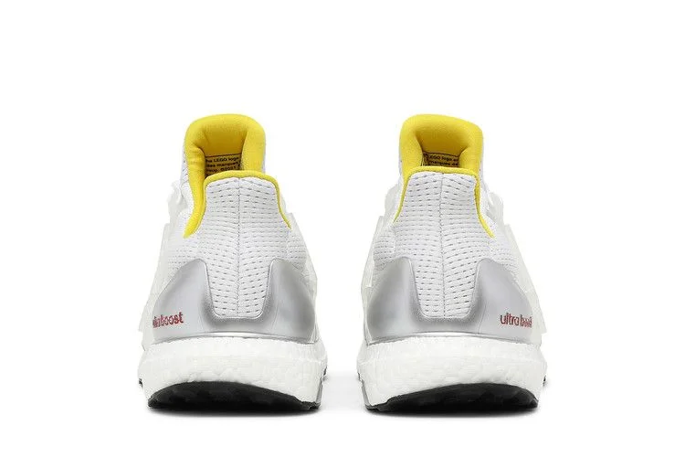 Кроссовки LEGO x adidas UltraBoost DNA