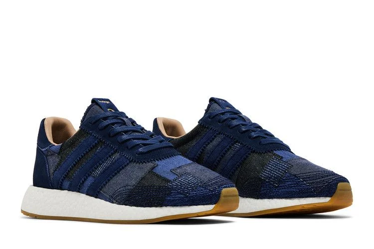 Krossovki-END.-x-Bodega-x-Iniki-Runner-END.-x-adidas-Bodega-7