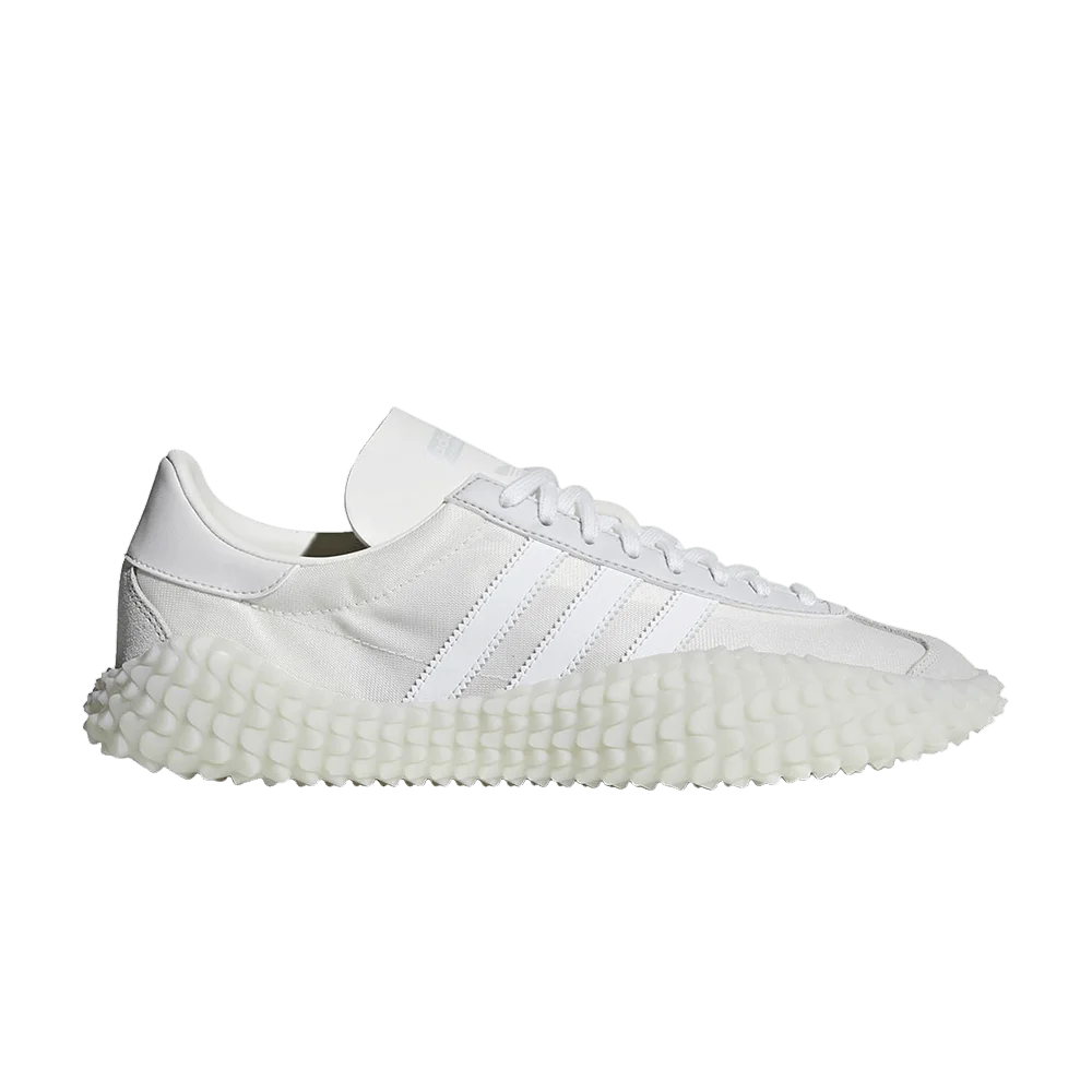 Krossovki-Adidas-Country-Kamanda-Triple-White