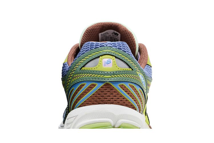 up-there-x-860v2-2000-s-tropes-ml860up2_06