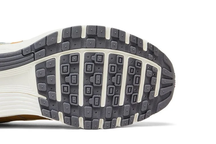 Krossovki-Nike-P-6000-Year-of-the-Horse-4