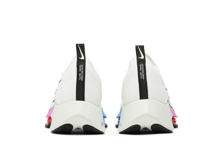 Кроссовки Nike Air Zoom Tempo Next% Flyknit 'White Hyper Violet'